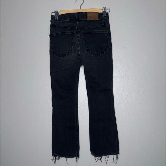 Madewell Cali Demi-Boot Jeans Black Petite 25P Mid Rise Stretch Denim Raw Hem - Picture 8 of 8